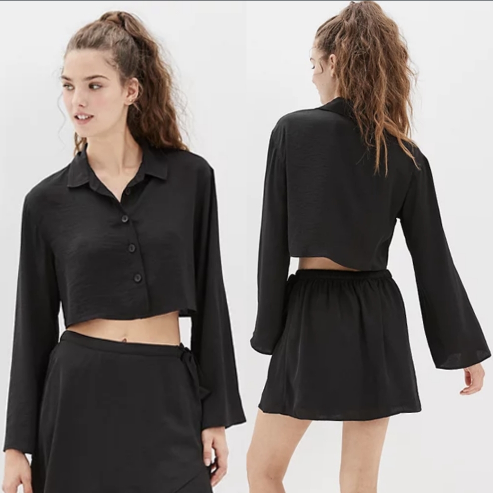 NWT American Eagle Cropped Blouse